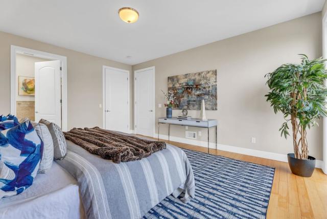 1851 21st Avenue, San Francisco CA: https://media.crmls.org/mediaz/e3db9fa7-a816-4fbe-a776-a961a2ee0496.jpg