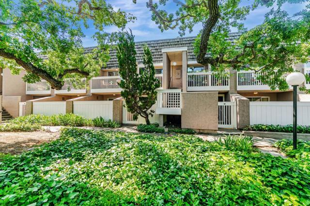 675 Sharon Park Drive, Menlo Park CA: https://media.crmls.org/mediaz/e3dbe614-1e02-4fa2-8d26-1c232e9b754b.jpg