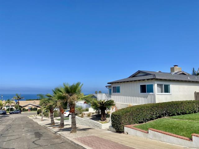 4462 Algeciras, San Diego CA: https://media.crmls.org/mediaz/e3dc8267-5d19-4565-97f0-6a5e056327c2.jpg