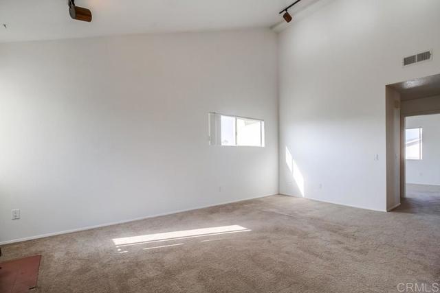 152 Evergreen Ave # 4, Imperial Beach, California 91932, 2 Bedrooms Bedrooms, ,2 BathroomsBathrooms,Residential,For Sale,152 Evergreen Ave # 4,CRPTP2407386