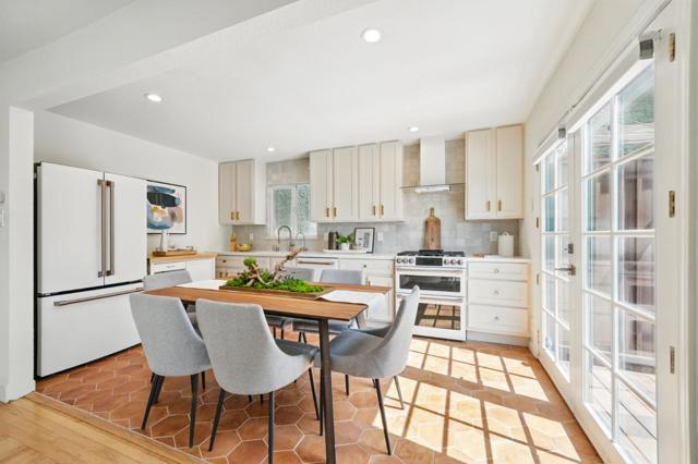 6532 Claremont Avenue, Richmond CA: https://media.crmls.org/mediaz/e3de980b-20c6-43d7-a448-5f2b5c2a8352.jpg