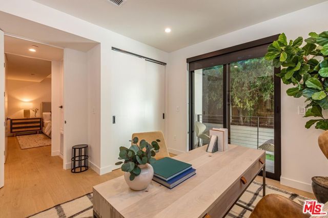 Drew Fenton | 552 Stassi Lane Santa Monica CA | MLS: 7333747