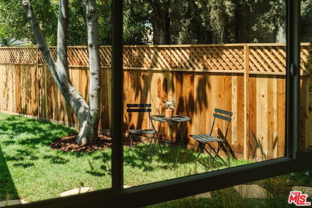 29204 Deep Shadow Drive, Agoura Hills CA: https://media.crmls.org/mediaz/e3df8acd-0c3b-429a-8c11-d46e31eae2b6.jpg