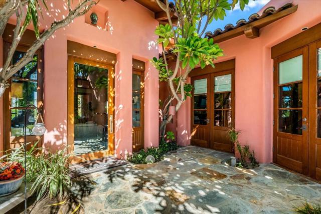 132 Vista Monte, Palm Desert CA: https://media.crmls.org/mediaz/e3dff1b8-7787-4107-95a3-fd4a690af3f6.jpg