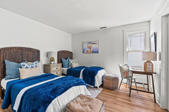 791 Spruce Avenue, Pacific Grove CA: https://media.crmls.org/mediaz/e3e09d48-c947-4d0a-a3f7-93ea708c38d7.jpg