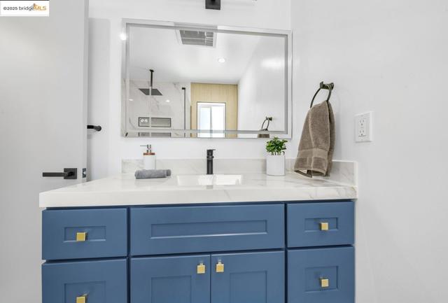 713 Midcrest Way, El Cerrito CA: https://media.crmls.org/mediaz/e3e16dbe-6687-45dd-8a54-f702df7681c9.jpg