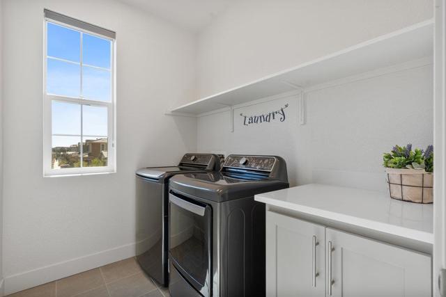 7221 Diamond Avenue, Tracy CA: https://media.crmls.org/mediaz/e3e171bf-90ee-4138-b9eb-6684da126989.jpg
