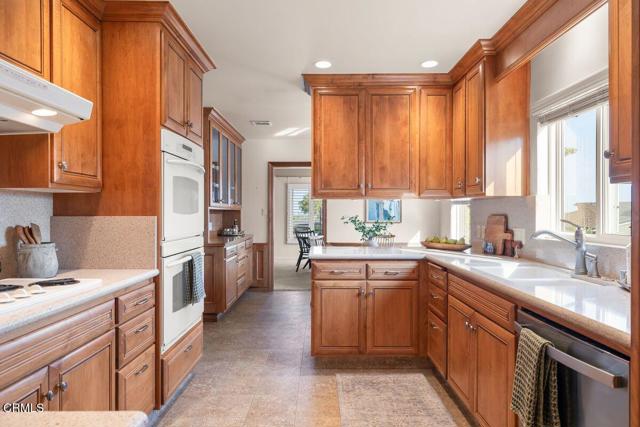 Image 3 of 46 For 410 Palomares Avenue