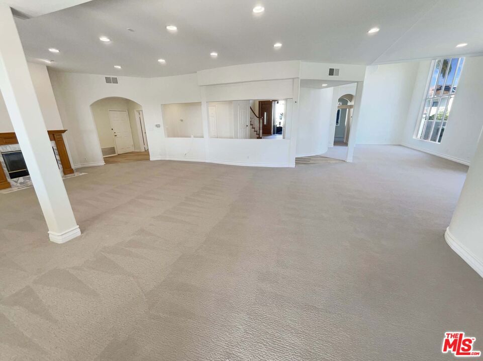 MLS #25505603 image #22