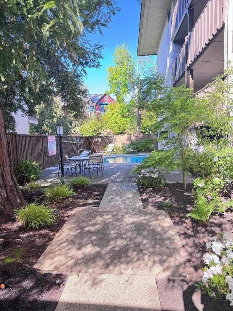 101 2nd Street, Los Altos CA: https://media.crmls.org/mediaz/e3e28a9a-78b2-4e87-872e-9eff62ed9a08.jpg