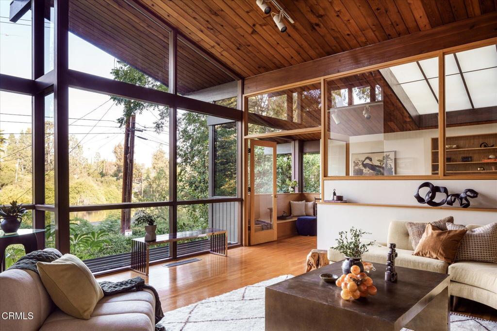 E3E2B7F5 23B6 4148 B8E3 F1608C92E7F9 1256 Club House Drive, Pasadena, Ca 91105 &Lt;Span Style='BackgroundColor:transparent;Padding:0Px;'&Gt; &Lt;Small&Gt; &Lt;I&Gt; &Lt;/I&Gt; &Lt;/Small&Gt;&Lt;/Span&Gt;