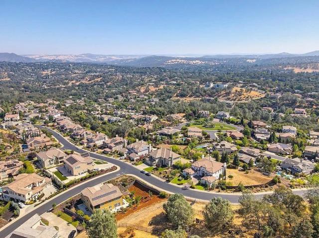 2791 Giorno Way, El Dorado Hills CA: https://media.crmls.org/mediaz/e3e3821c-4383-4363-ab88-1dd598bd5f69.jpg