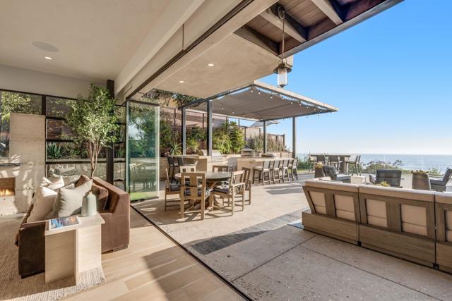 282 Neptune Avenue, Encinitas CA: https://media.crmls.org/mediaz/e3e38bb5-b630-4982-9c18-4f4b4017a262.jpg