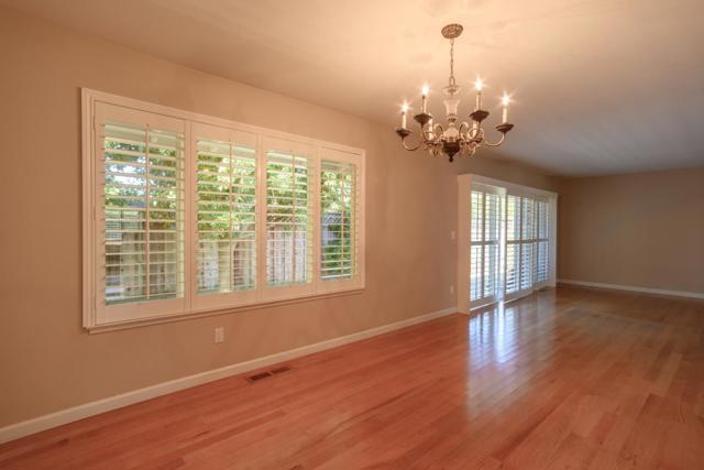 940 Pinehurst Drive, Aptos CA: https://media.crmls.org/mediaz/e3e3c164-d3e4-4aef-b525-75fff9a11a38.jpg