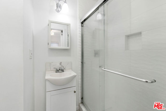 2922 S Budlong Avenue, Los Angeles CA: https://media.crmls.org/mediaz/e3e3ca64-5f11-4597-84ce-a9bb122c96fe.jpg