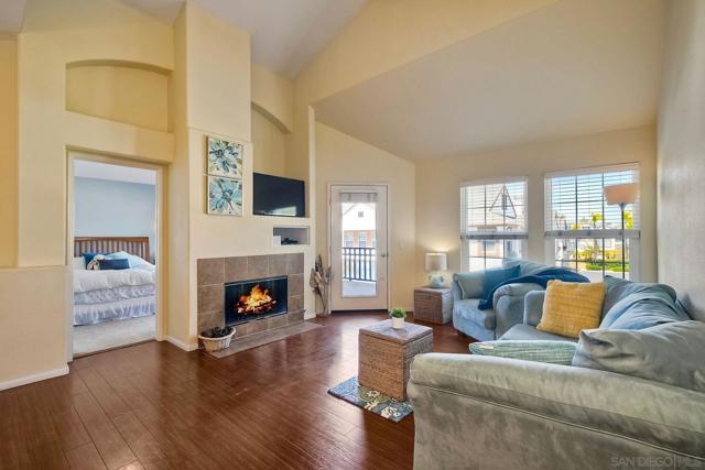 11898 Cypress Canyon Rd, San Diego CA: https://media.crmls.org/mediaz/e3e438ba-d71e-415d-ac88-a5f56cdc2a0f.jpg
