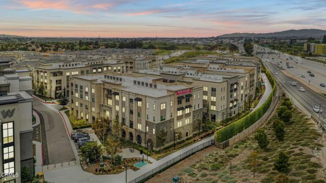 2810 Wagon Wheel Road, Oxnard CA: https://media.crmls.org/mediaz/e3e44879-66f1-4b09-8e8f-17b9e087cfd6.jpg