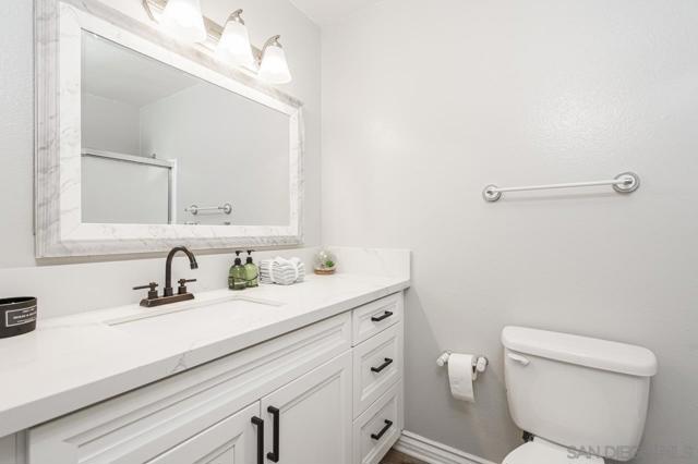 1625 Hotel Cir S, San Diego CA: https://media.crmls.org/mediaz/e3e462be-6a75-40ba-bec2-d249155a2b4b.jpg