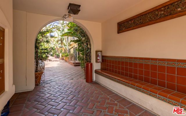 1320 N Harper Avenue, West Hollywood CA: https://media.crmls.org/mediaz/e3e5eafa-e224-465d-97c6-7864a14fe4ea.jpg