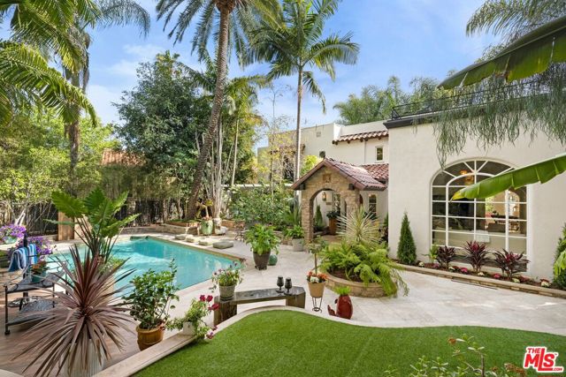 2276 La Granada Drive, Los Angeles CA: https://media.crmls.org/mediaz/e3e5fe0b-34d0-4618-a832-313d5aaeb8df.jpg