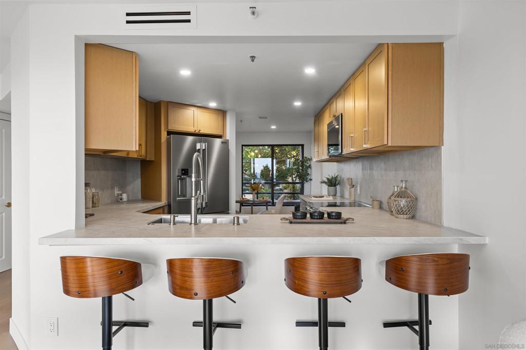 230 Laurel St - photo 6