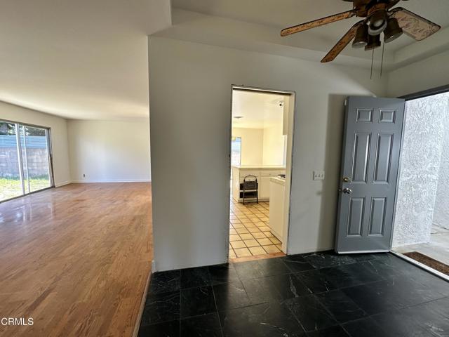 6368 Hunter Street, Ventura CA: https://media.crmls.org/mediaz/e3e7c5ac-bb4e-4c08-9a8d-8a5a1a5cbea2.jpg