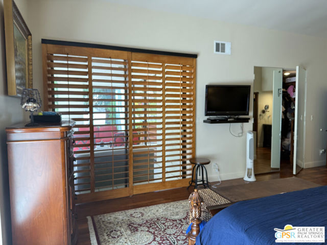 3410 E Bogert Trail, Palm Springs CA: https://media.crmls.org/mediaz/e3e821a3-c6cd-4972-b437-a18c1209454a.jpg