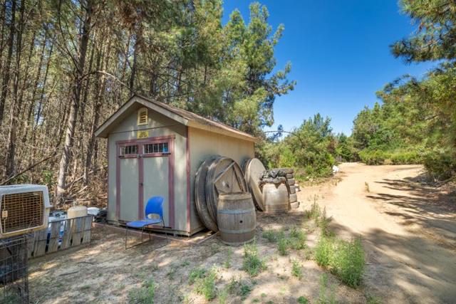 924 Croy Ridge Road, Gilroy CA: https://media.crmls.org/mediaz/e3e8e4d9-aeb7-4926-9794-5944de79d6e0.jpg