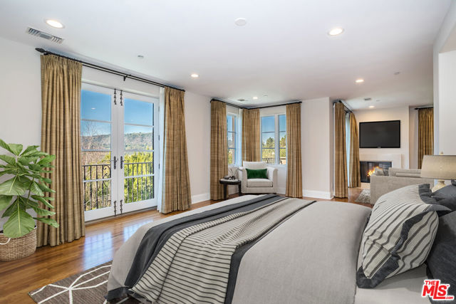 2167 Sheringham Lane, Los Angeles CA: https://media.crmls.org/mediaz/e3e921f9-c7ea-40f2-bd1f-1892564f6ed7.jpg