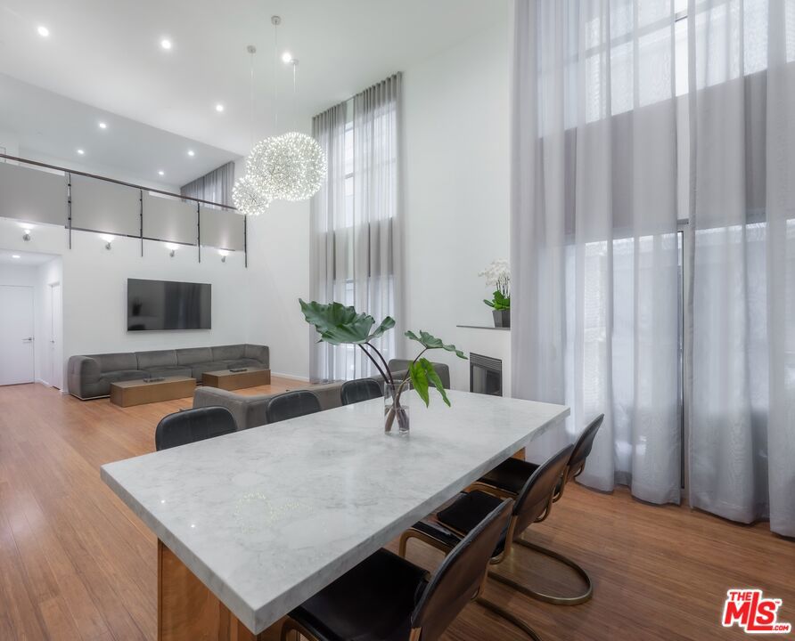 7062 Hawthorn Avenue #A1