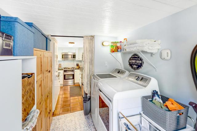 1171 Presidio Boulevard, Pacific Grove CA: https://media.crmls.org/mediaz/e3ea3909-0496-488e-b76c-87d31f4e3cf1.jpg