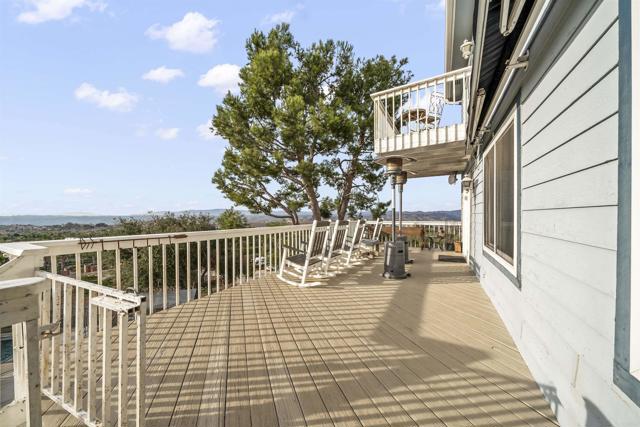 Detail Gallery Image 14 of 75 For 31959 via Ararat Dr, Bonsall,  CA 92003 - 8 Beds | 5/2 Baths