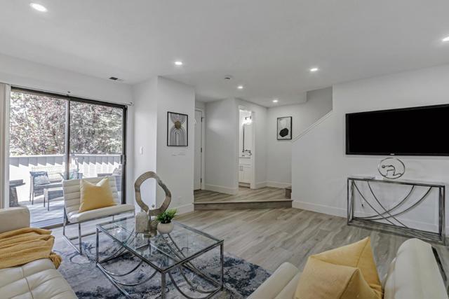 155 Monte Villa Court, Campbell CA: https://media.crmls.org/mediaz/e3ea8069-c5ce-428d-87dc-714b21cce730.jpg