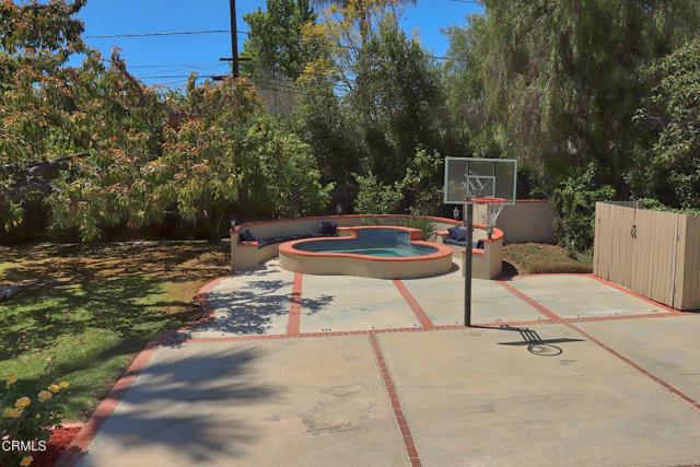 Detail Gallery Image 19 of 22 For 605 Brightside Ln, Pasadena,  CA  - 4 Beds | 2 Baths