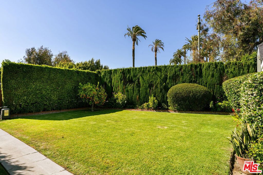 MLS #26772117 image #2
