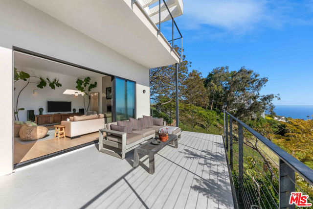 2727 Corral Canyon Road, Malibu CA: https://media.crmls.org/mediaz/e3ec083a-bf84-4f97-b4d5-2c415dfdcfa9.jpg