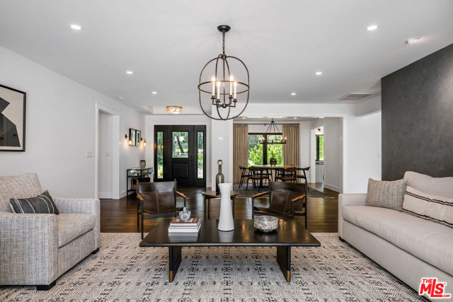 24884 Jim Bridger Road, Hidden Hills CA: https://media.crmls.org/mediaz/e3ed86d8-d23b-4a3a-b589-f0ee4598e9fd.jpg