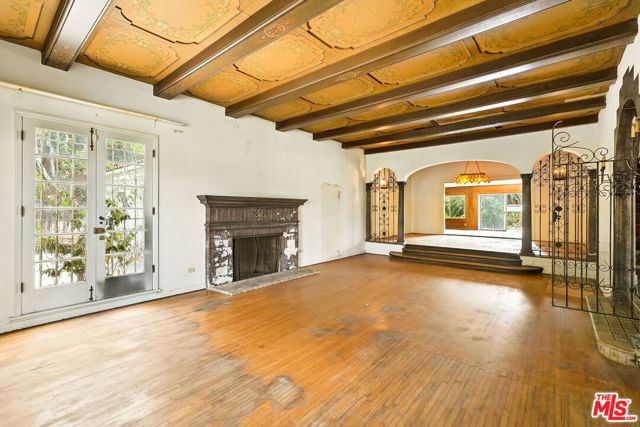 416 Marguerita Avenue photo 8