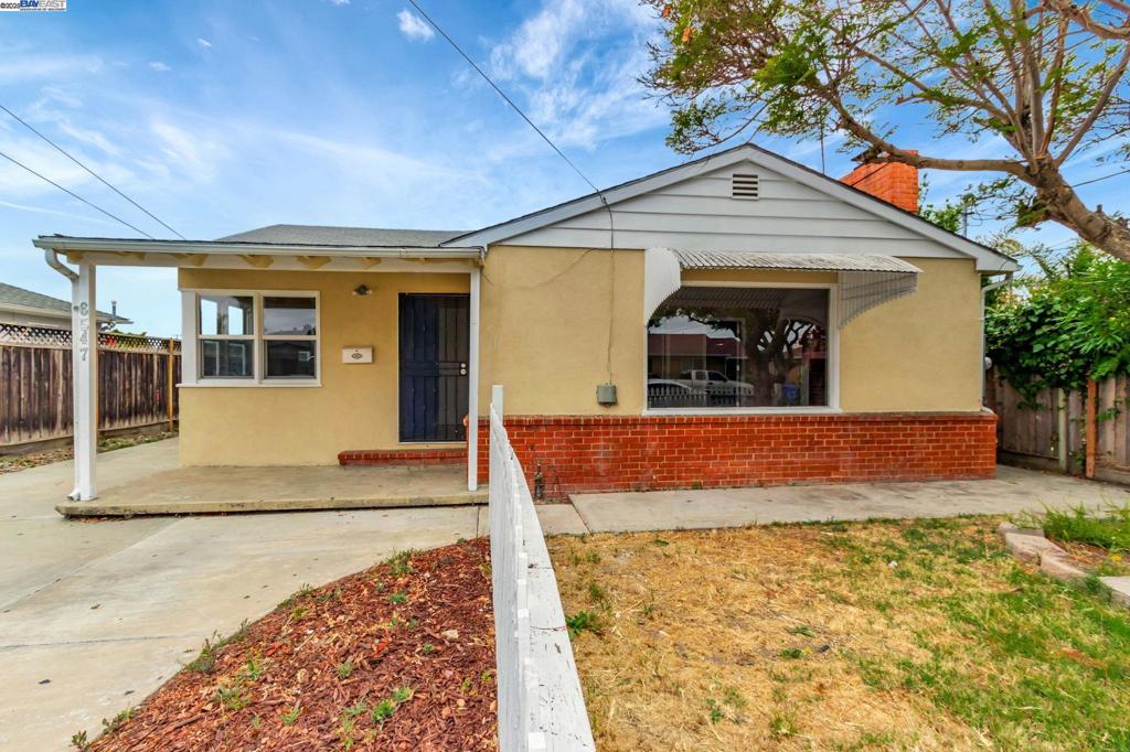 6547 Dairy Ave