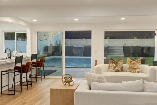 1110 Sea Village Dr, Cardiff by the Sea CA: https://media.crmls.org/mediaz/e3ee17be-4d12-4490-be2b-4fc5805cabf1.jpg