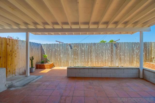 3484 Armstrong St, San Diego CA: https://media.crmls.org/mediaz/e3ee7429-2f21-4ecf-b4ca-137925e4cc88.jpg