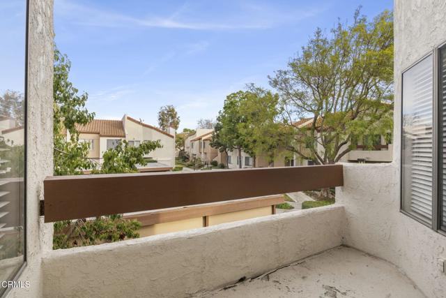 Detail Gallery Image 10 of 28 For 1718 Sinaloa Rd #215,  Simi Valley,  CA 93065 - 2 Beds | 2 Baths