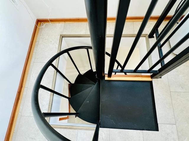 518 Container Way, Boulder Creek CA: https://media.crmls.org/mediaz/e3eeb708-5a10-47d0-b17b-42744ee3c1c4.jpg