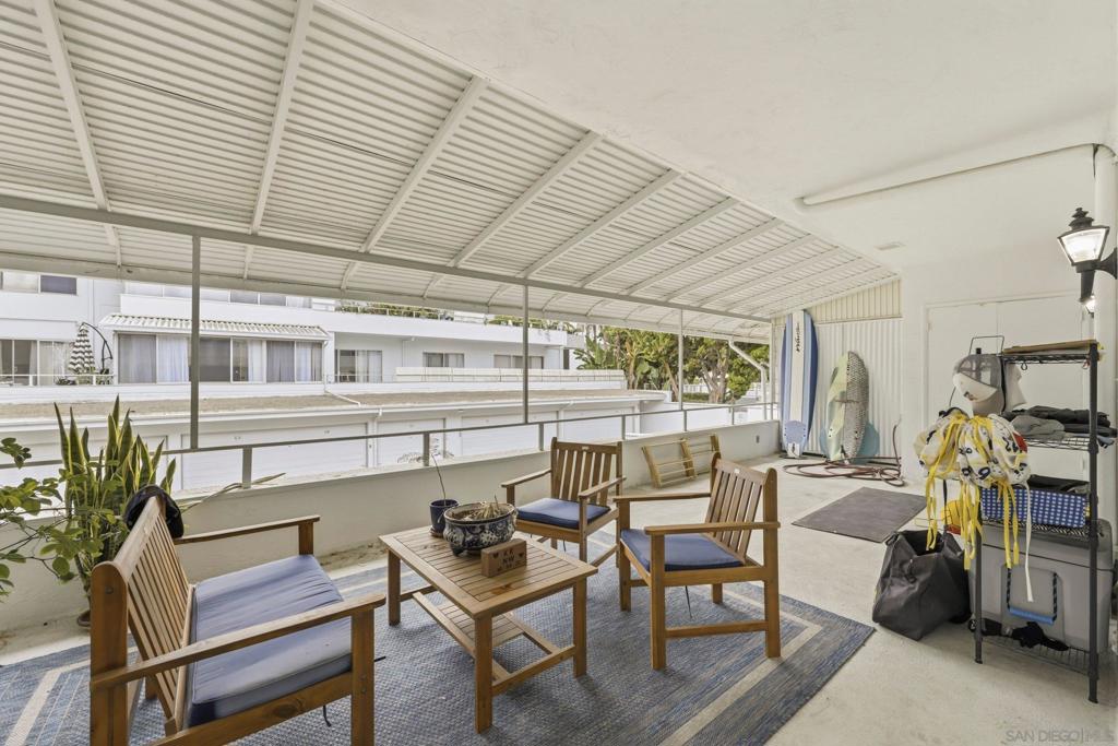 2364 Torrey Pines Rd. - photo 19