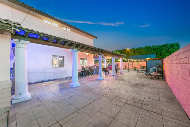 80687 Veranda Lane, Indio CA: https://media.crmls.org/mediaz/e3f020f1-098c-4a4e-937a-ff3380dec36d.jpg