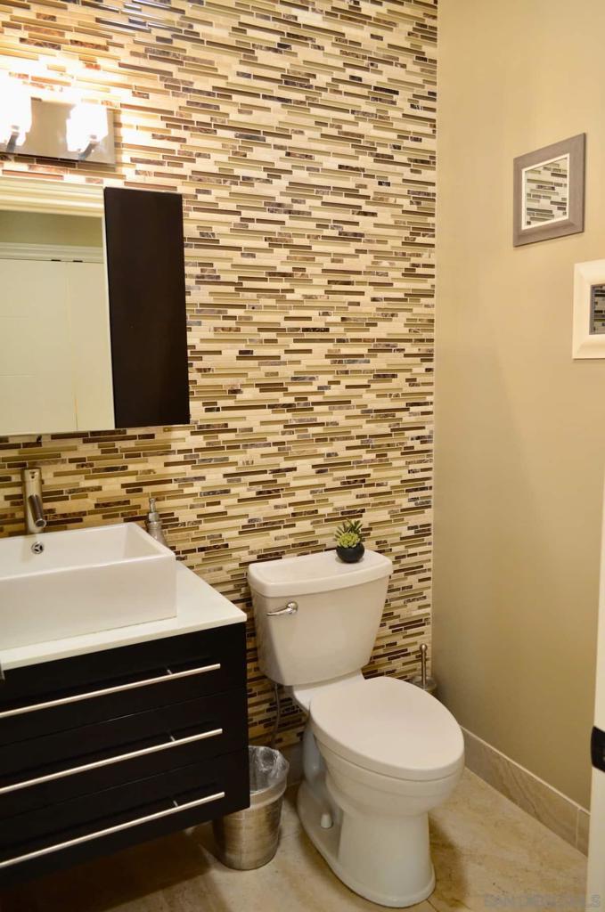 1235 Neptune Ave - photo 7
