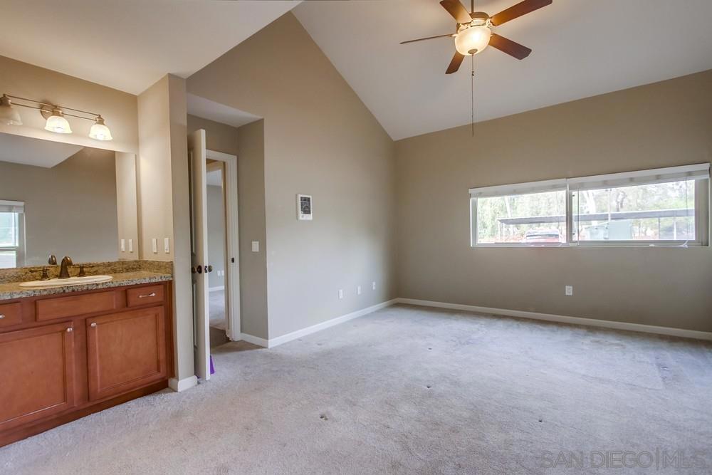 MLS #250039547SD image #16