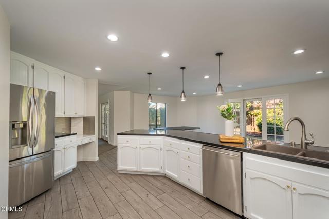 Detail Gallery Image 13 of 38 For 1901 Ivanhoe Ave, Oxnard,  CA 93030 - 3 Beds | 2/1 Baths