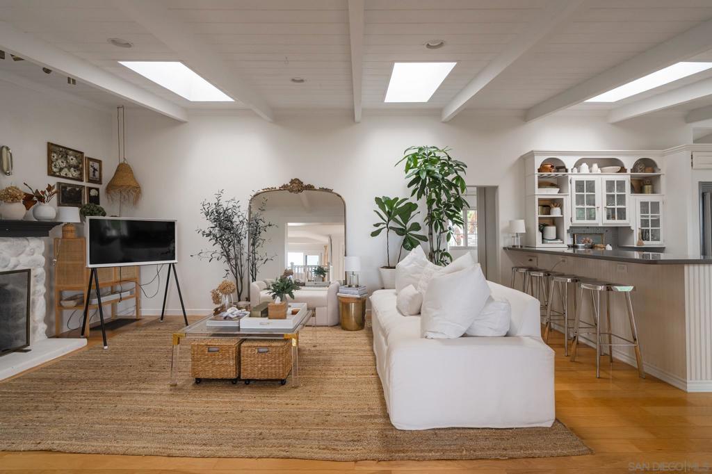 217 Granados - photo 8