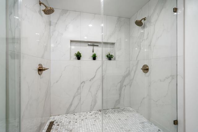 99 Camino Arroyo Place, Palm Desert CA: https://media.crmls.org/mediaz/e3f25f88-811a-4638-b026-a1c53cb89bd3.jpg